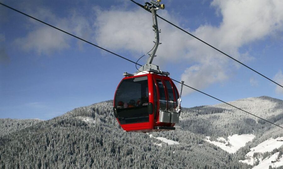 Istanbul: Bursa & Uludag Mountain Day Trip w/ Opt. Cable Car - Reaching the top of Uludag Mountain