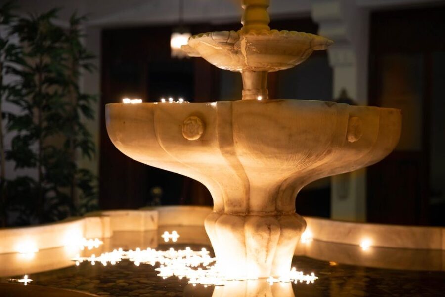 Istanbul: Cagaloglu Hamam Experience - The warm room begins the ritual