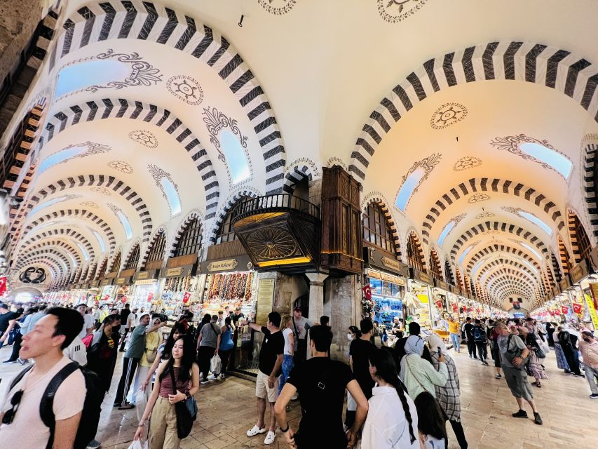 Istanbul: City Highlights Group Tour with Hagia Sophia Entry - Gulhane Park and a needed tea pause