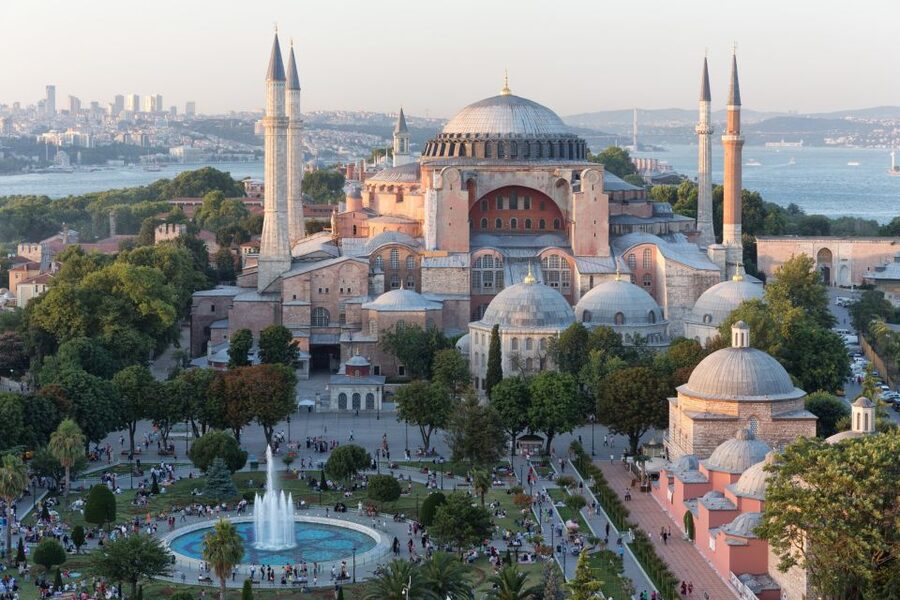 Istanbul Classics Half-Day Morning Tour - Inside the Blue Mosque