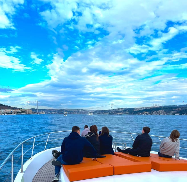 Istanbul: Daytime Bosphorus Yacht Cruise with Fruit & Snacks - Asian-side views: Kuleli and Beylerbeyi