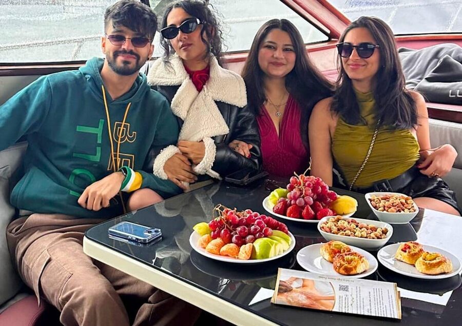 Istanbul: Daytime Bosphorus Yacht Cruise with Fruit & Snacks - The yacht, seating, and onboard mood
