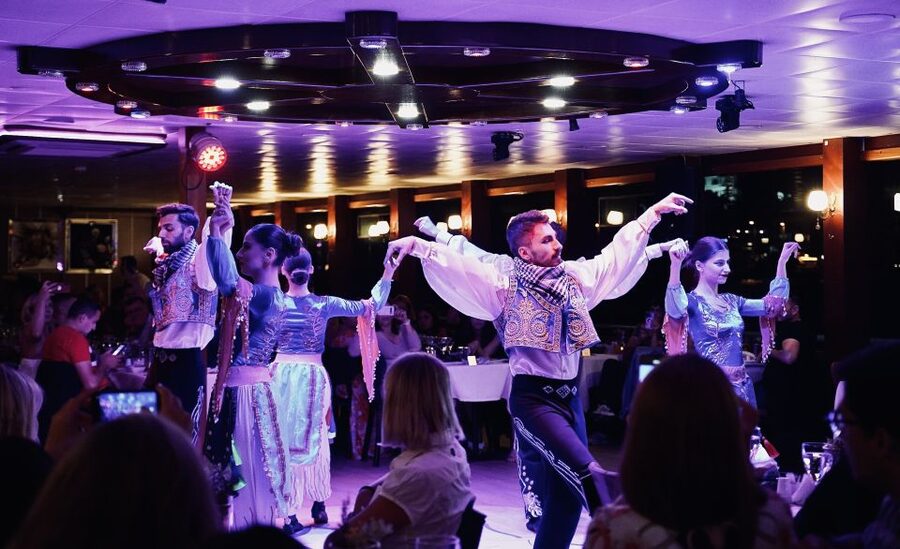Istanbul: Dinner Cruise and Entertainment with Private Table - Who will enjoy this dinner cruise most?