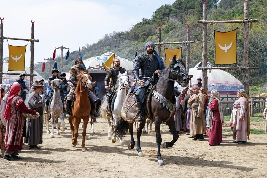 Istanbul: Ertugrul and Osman Ghazi Movie Set Tour with Lunch - Lunch, sherbet, and a pause in the day