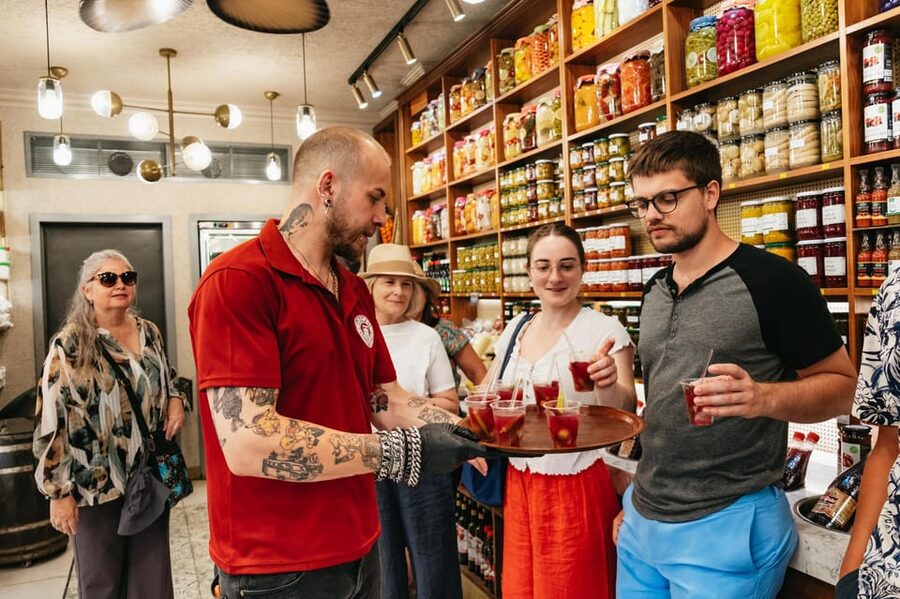 Istanbul: European and Asian Side Guided Foodie Walking Tour - Lunch, kebab, and the dishes you might miss alone