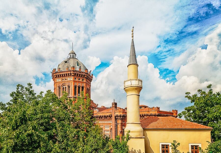 Istanbul: Fener, Balat, Old Greek and Jewish Quarter Tour - Balat’s Jewish and Muslim past