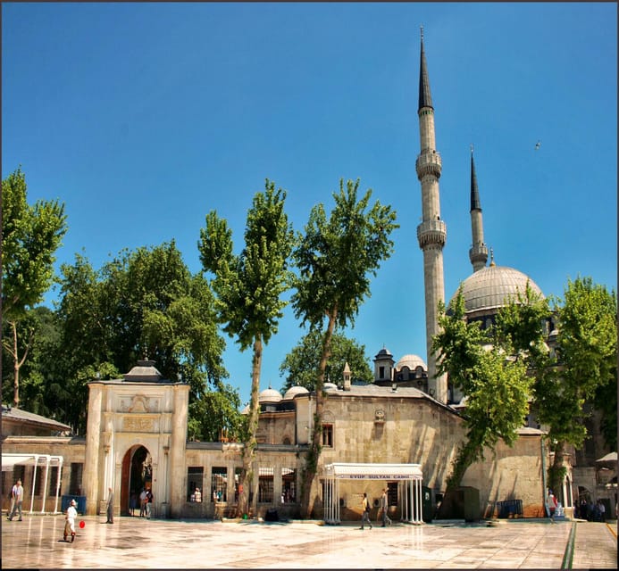 Istanbul: Full-Day 2-Sides City Tour with Lunch & Boat Tour - Lunch, a needed pause in a very full day