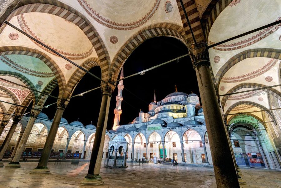 Istanbul: Full-Day Highlights Tour with Guide and Lunch - Key points to know before booking