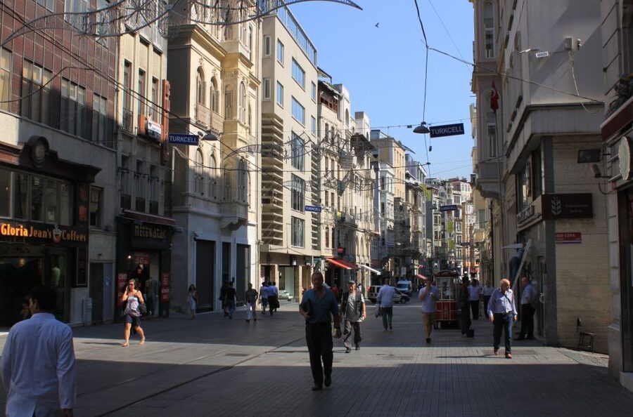 Istanbul: Galata District Walking Tour - What the $150 price really buys