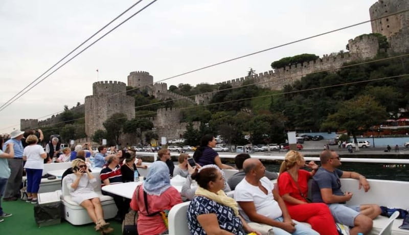 Istanbul: Guided Bosphorus Cruise & Golden Horn Bus Tour - Pickup, meeting point, and the end of the route