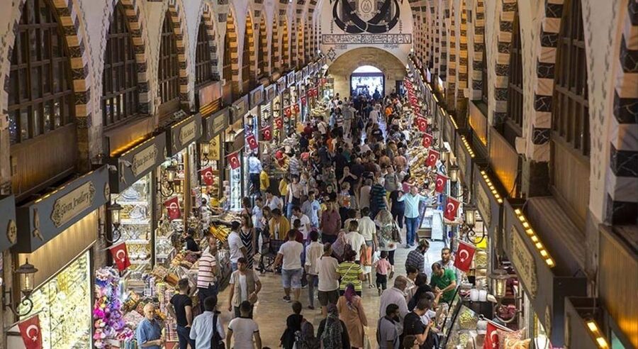 Istanbul: Guided Shopping Trip with Turkish Coffee Tasting - Why a guided shopping walk helps in Sultanahmet