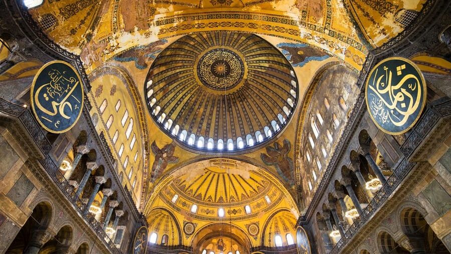 Istanbul: Hagia Sophia Guided Tour with Expert Guide - Entering Hagia Sophia and the ticket question