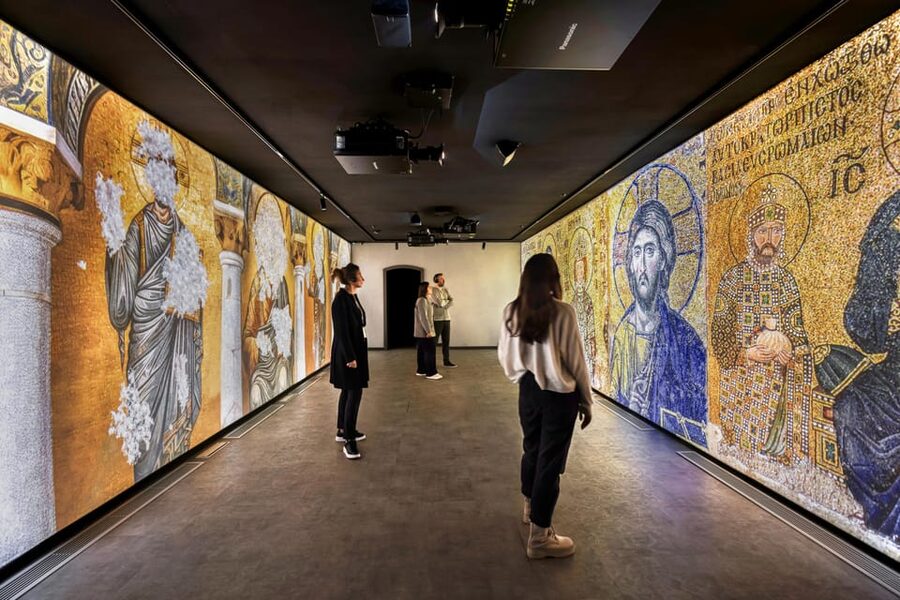 Istanbul: Hagia Sophia Mosque and Museum Skip-The-Line Combo - Accessibility and small practical matters