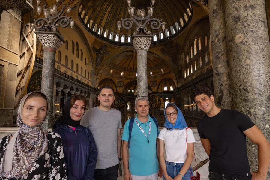 Istanbul: Hagia Sophia Tour with Skip-the-Line Entry Ticket - Christian mosaics and Ottoman calligraphy
