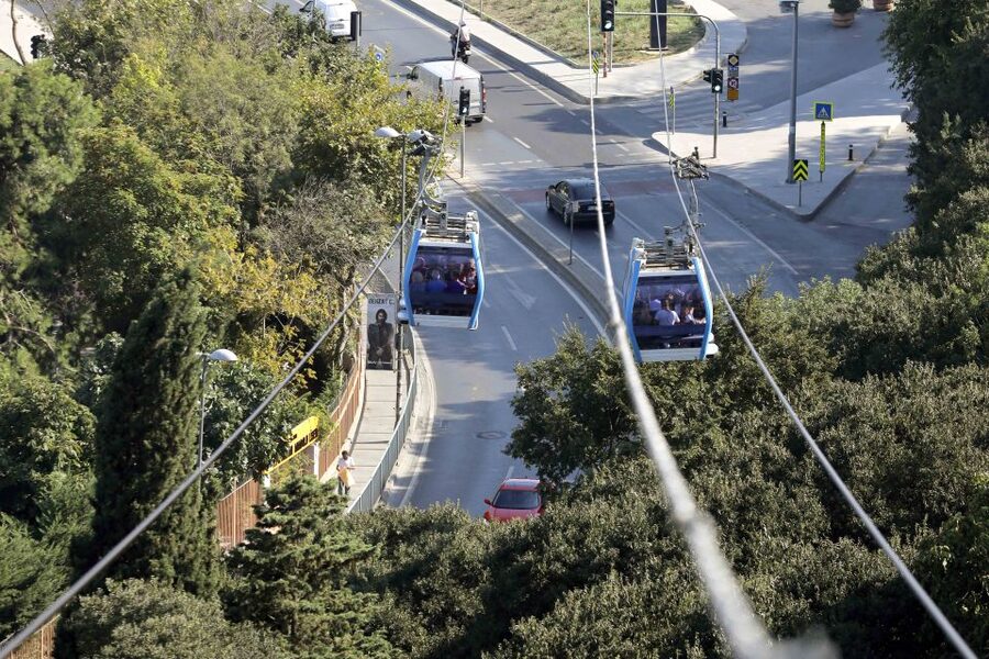 Istanbul: Half-Day Cruise and Cable Car to Pierre Loti Hill - Seeing Istanbul From Both Shores