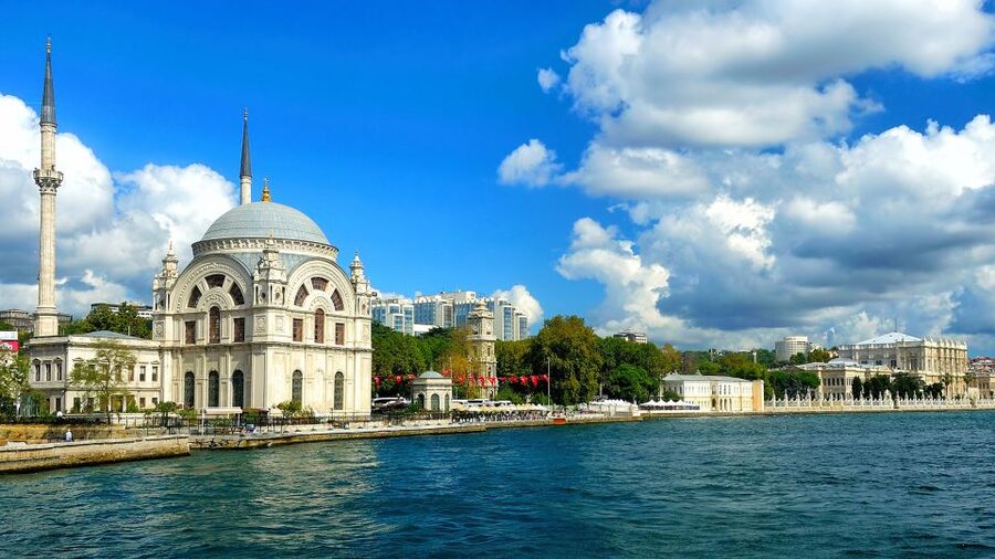 Istanbul: Half-Day Cruise and Cable Car to Pierre Loti Hill - Who Will Enjoy This Tour Most