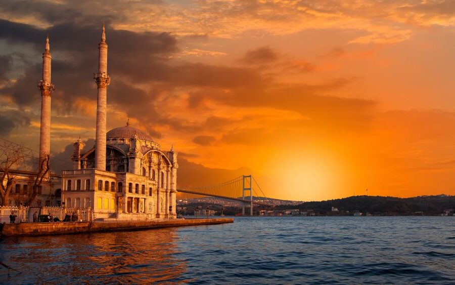 Istanbul: Half-Day Cruise and Cable Car to Pierre Loti Hill - From the Golden Horn to Istanbul’s Old Walls