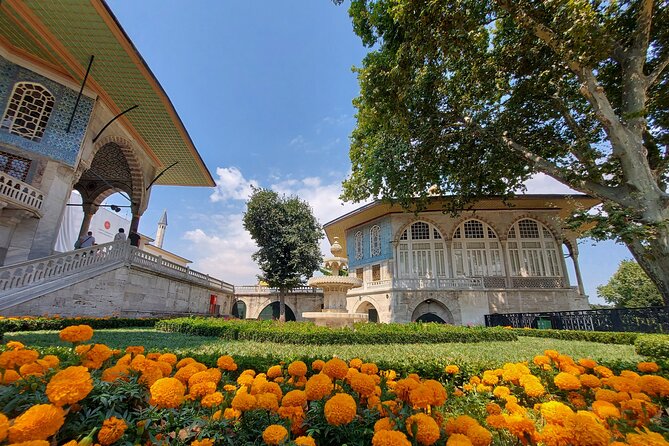 Istanbul Highlights! Blue Mosque, Hagia Sophia, Topkapı and More! - A brief look at craft, ruins and Ottoman streets