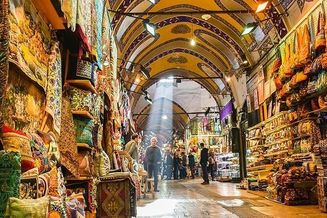 Istanbul Highlights Private Tour: Hotel Pick-Up & Drop-Off - Old streets and the rug-weaving demonstration