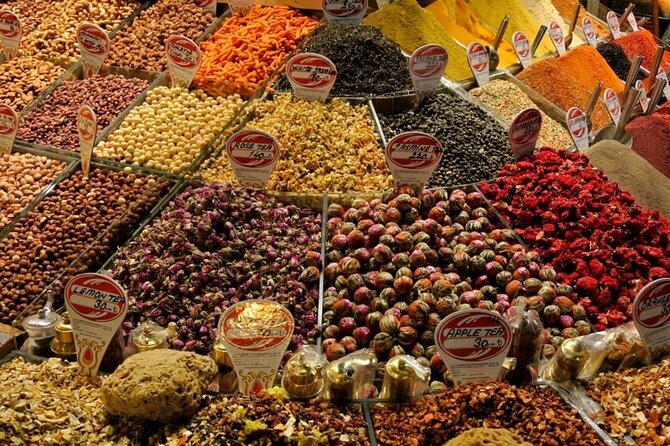 Istanbul Highlights: Small-Group Tour with a Local Expert - Who should book this day