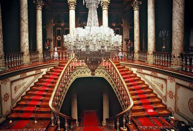 Istanbul Highlights: Two Continents Half-Day Tour - Inside Dolmabahçe Palace