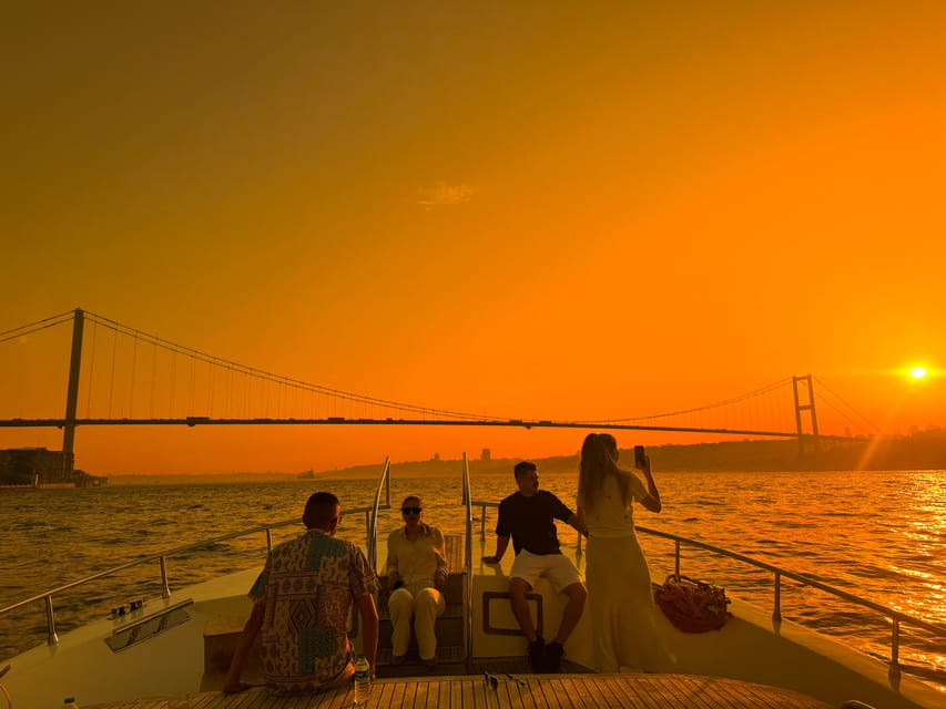Istanbul: Morning or Sunset Cruise with Guide and Snacks - Fatih Sultan Mehmet Bridge and Beylerbeyi Palace