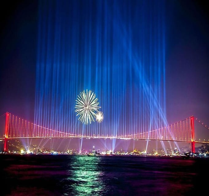 Istanbul: New Year's Eve Bosphorus Dinner Cruise 2027 - The open bar keeps the celebration moving