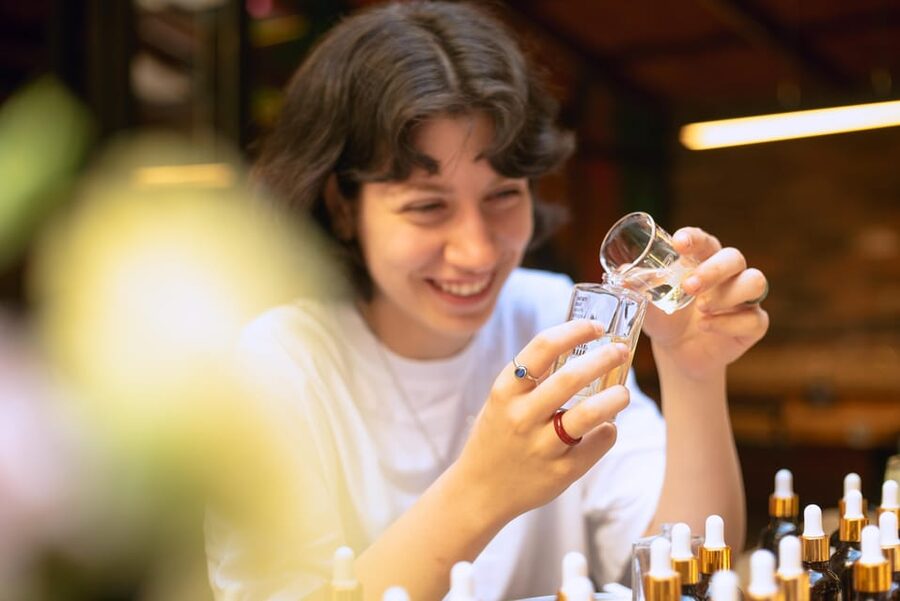 Istanbul: Perfume Making Workshop with Snacks and Drinks - Key points at a glance