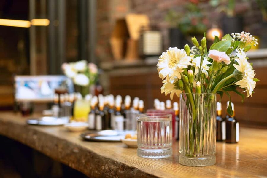 Istanbul: Perfume Making Workshop with Snacks and Drinks - Naming and labeling your 50ml bottle