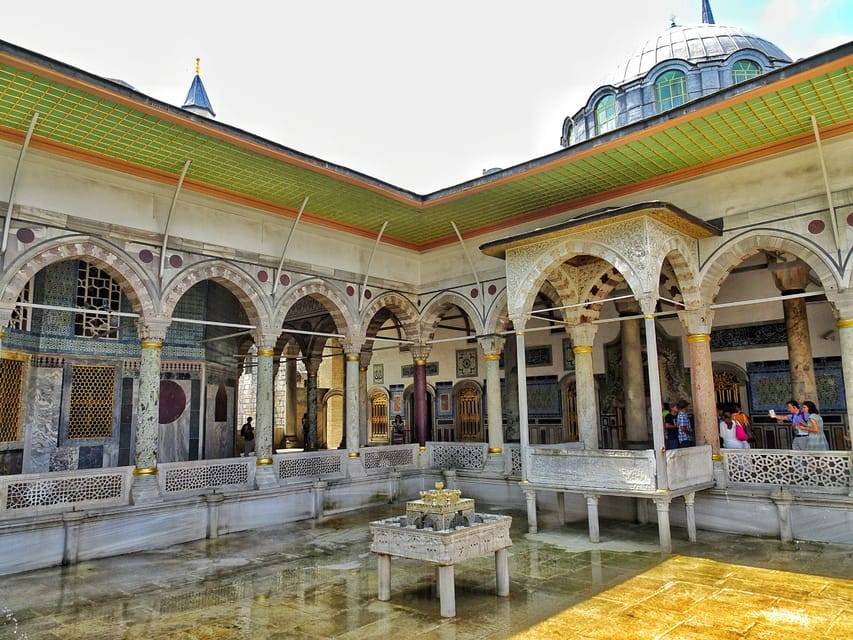 Istanbul Port: City Sights Tour for Cruise Ship Passengers - The Blue Mosque and its six minarets
