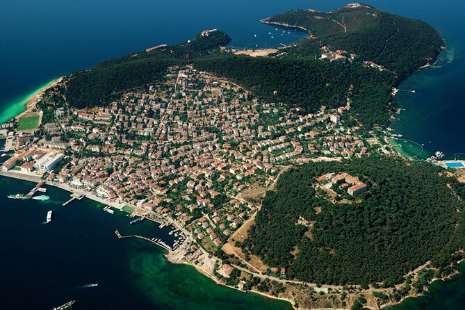 Istanbul: Princes Islands Tour with Heybeliada and Buyukada - Who should book this island day trip