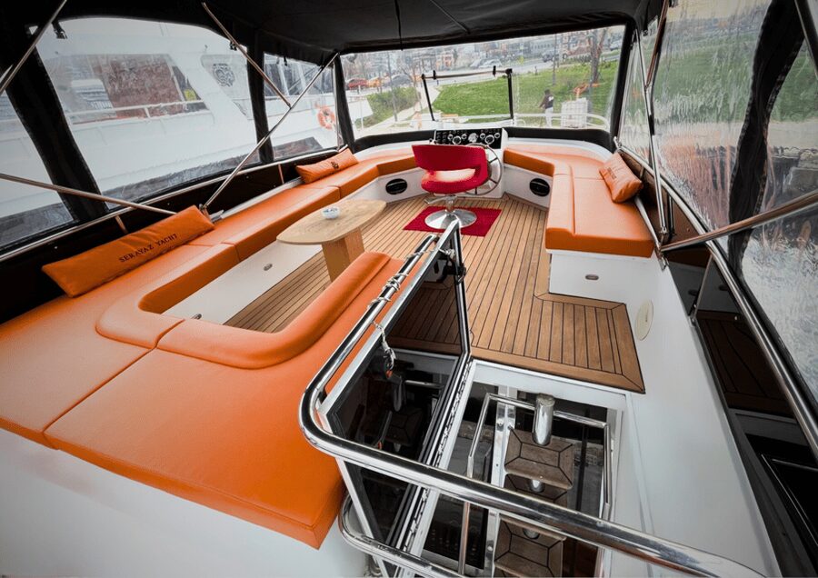 Istanbul: Private Bosphorus Cruise on Luxury Yacht - Meeting near Karaköy and getting aboard