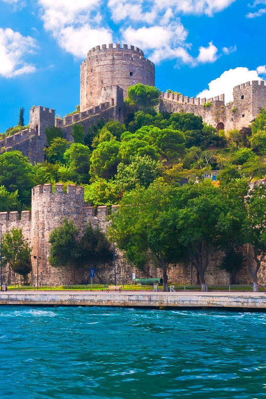 Istanbul: Private Bosphorus Strait Sightseeing Yacht Cruise - The Sundeck Is the Main Attraction