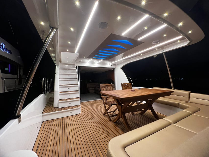 Istanbul: Private Bosphorus Yacht with Tour Guide and Snacks - The value of $329 for a group
