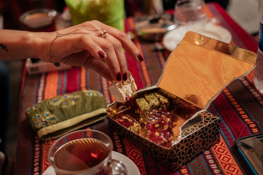 Istanbul: Private Guided Food Tour with 10 Tastings - Starting in Cihangir