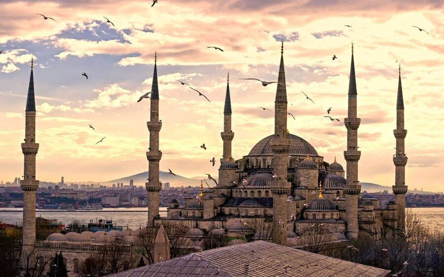 Istanbul: Private Old City Tour with Bosphorus Cruise - Grand Bazaar: shopping, history, and sensory overload
