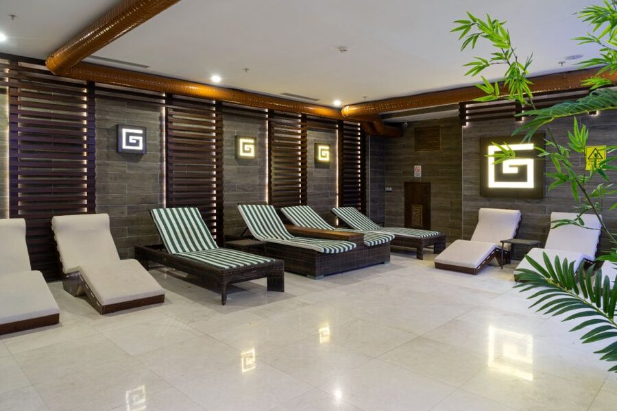 Istanbul: Private Turkish Bath, Massage, and Pool in Taksim - What the experience feels like from start to finish