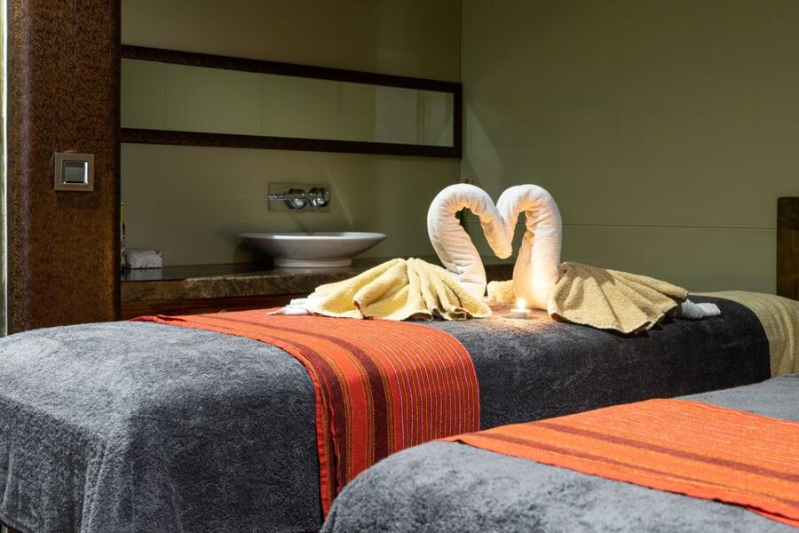 Istanbul: Private Turkish Bath, Massage, and Pool in Taksim - Smart tips for a smoother visit