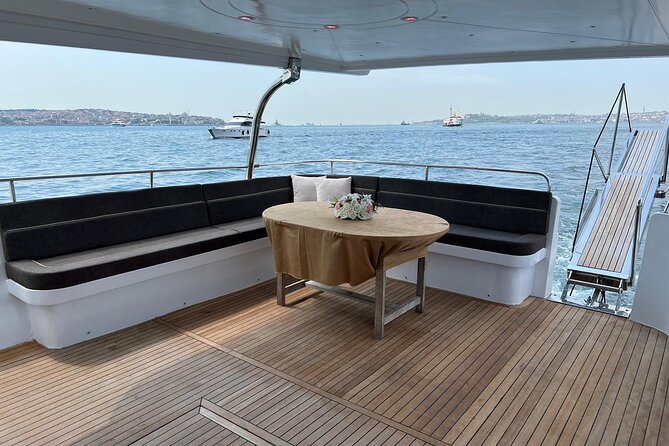 Istanbul: Small-Group Yacht Cruise with Snacks, Sunset or Daytime - The European shore: Galata to Rumeli Fortress