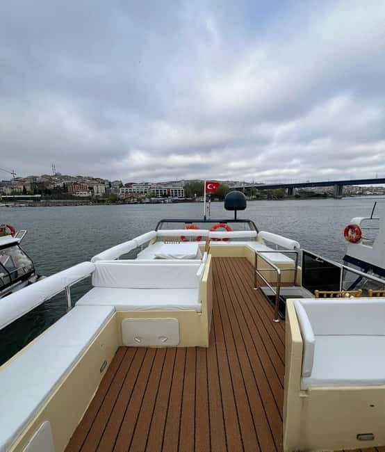 Istanbul: Sunset Bosphorus Yacht Cruise with A break on Asia - Key points to know before you book