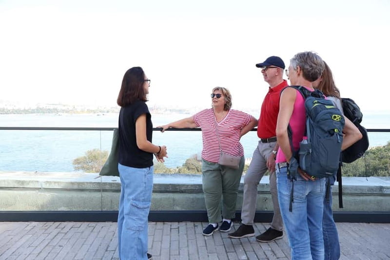 Istanbul: Topkapi Palace and Harem Museum Tour with Ticket - Why Topkapi Palace works best with a guide