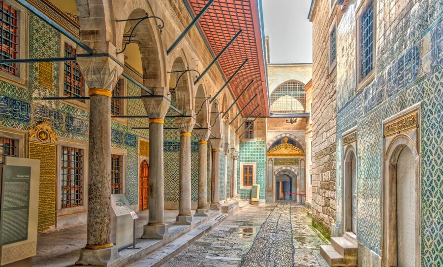 Istanbul: Topkapi Palace & Harem Tour Skip-the-Line Ticket - The Harem: the palace’s private side