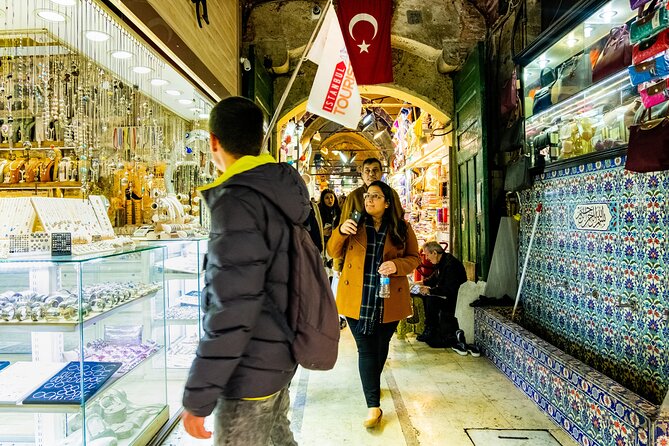 Istanbul Tourist Pass: Skip-the-Line Entry to 100+Activities - Cisterns, palaces, and museums
