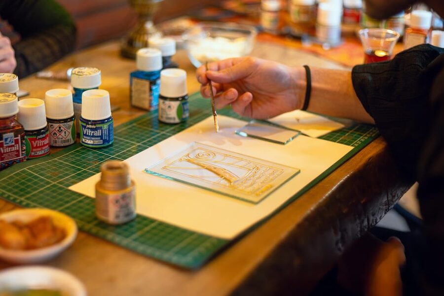 Istanbul: Traditional Stained Glass Painting Workshop - Choosing glass colors in a Turkish art studio