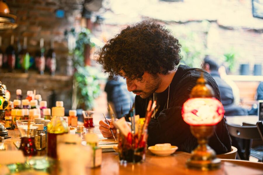 Istanbul: Traditional Stained Glass Painting Workshop - A small group with strong personal attention