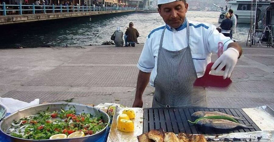 Istanbul: Turkish Food Tour in Kadikoy Across the Bosphorus - The Bosphorus ferry is part of the experience