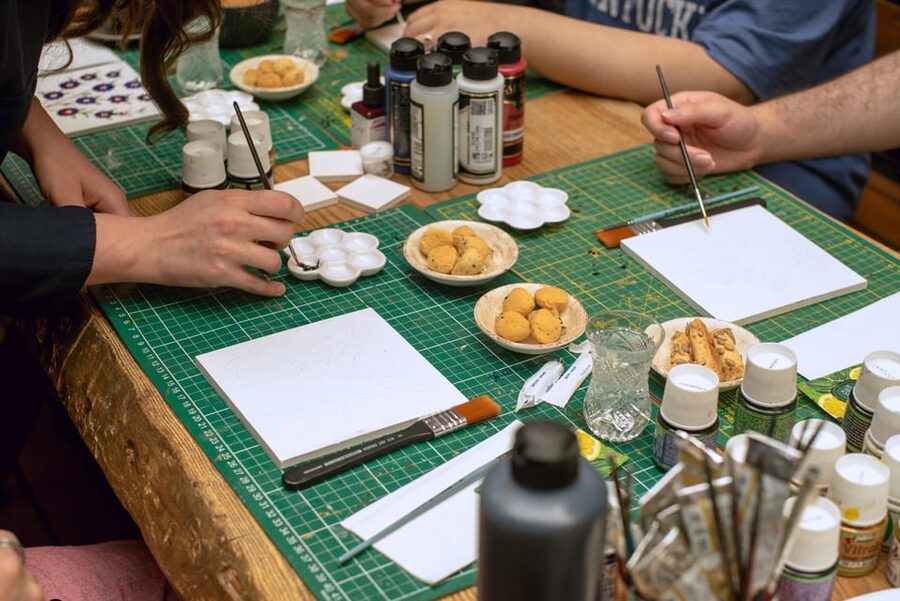 Istanbul: Turkish Tile Painting & Ceramic Workshop w/ Snacks - Booking tips for a smoother afternoon