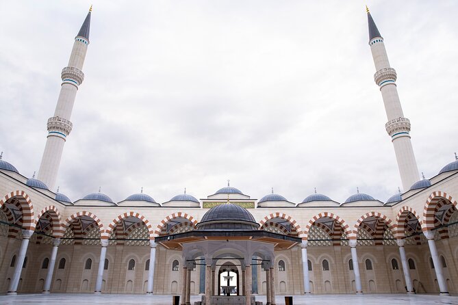 Istanbul Two Continents Tour By Bus And Bosphorus Cruise - Lunch breaks up the long route