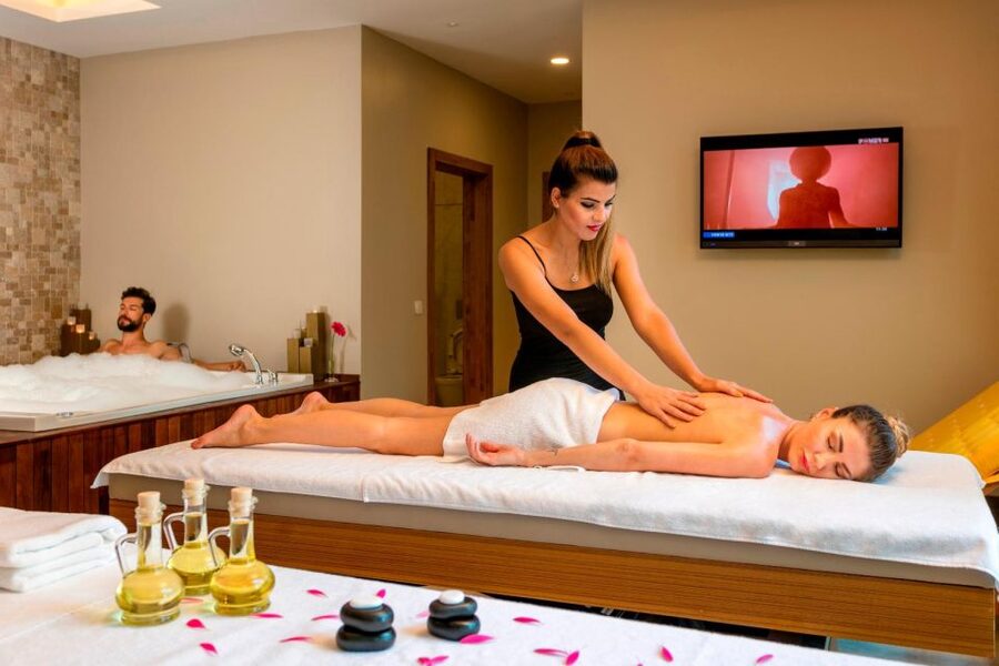 Istanbul: VIP Turkish Bath & Free Transfers - The pickup matters in Istanbul