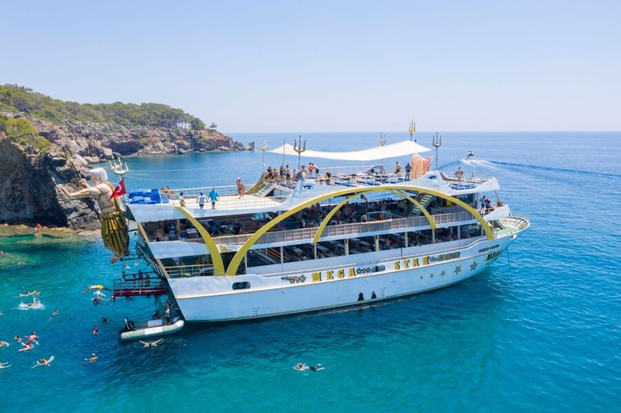 Kemer: Full-Day Boat Trip with Lunch and DJ - Practical preparation for a long day at sea